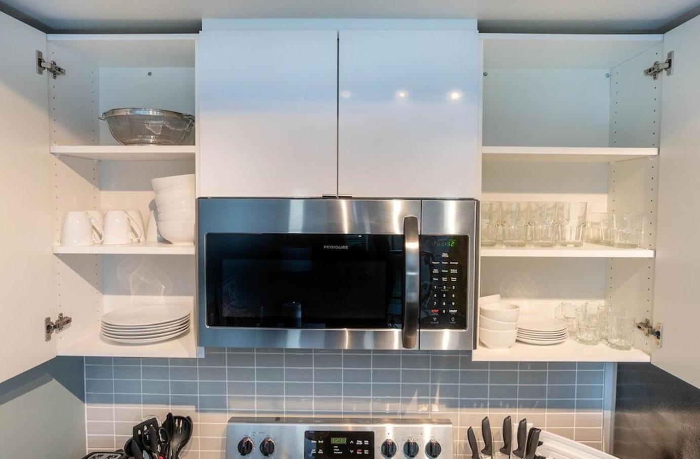 Self Check-In-Washer-Dryer-4Ksmart Tv-King Bed-Gym 터코마 외부 사진