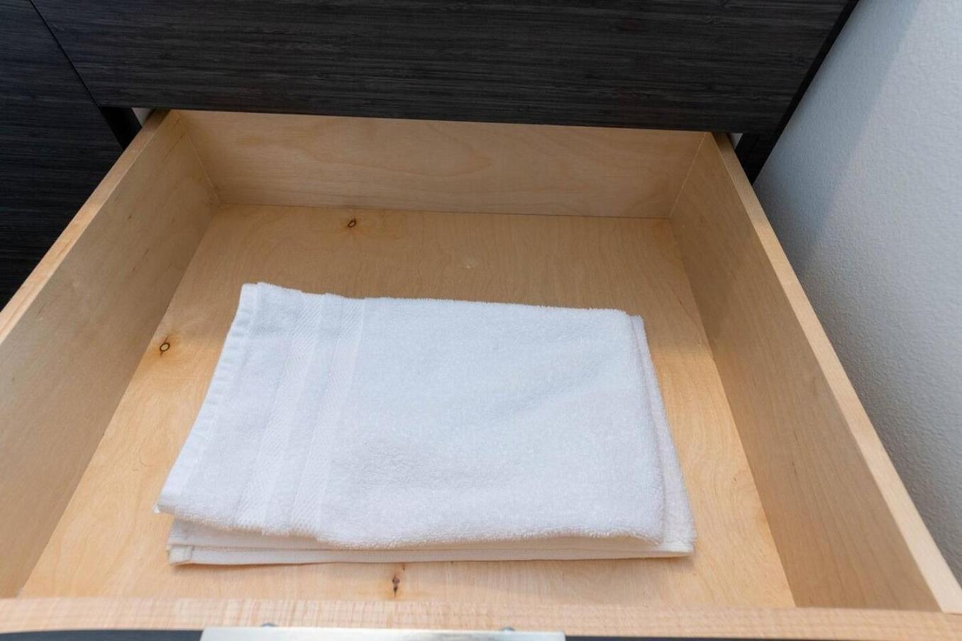 Self Check-In-Washer-Dryer-4Ksmart Tv-King Bed-Gym 터코마 외부 사진